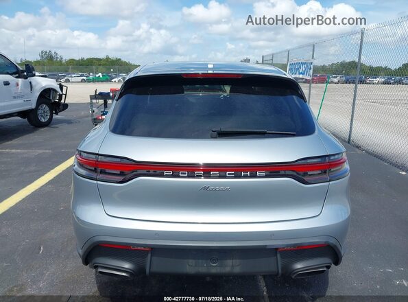 WP1AA2A57NLB04304 2022 PORSCHE MACAN Silver 