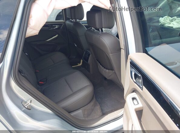 WP1AA2A57NLB04304 2022 PORSCHE MACAN Silver 