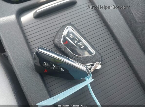 WVGTMPE22MP065090 2021 VOLKSWAGEN ID.4 White 