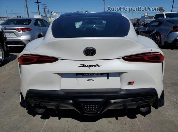 WZ1DB0C09MW039777 2021 TOYOTA SUPRA White 