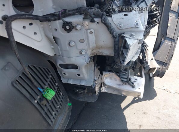 YV4102DL5M1697764 2021 VOLVO XC60 White 