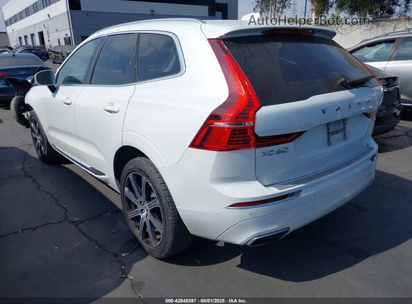 YV4102DL5M1697764 2021 VOLVO XC60 White Trasero izquierdo