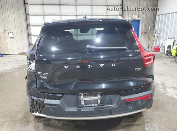 YV4162UK4M2432527 2021 VOLVO XC40 Черный 
