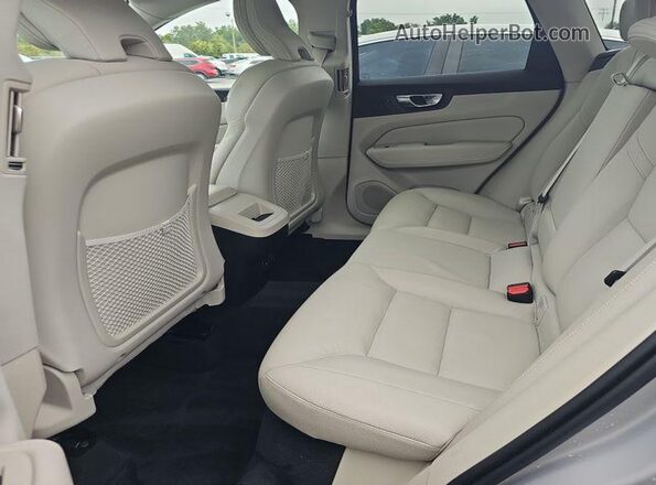 YV4L12RK3N1034684 2022 VOLVO XC60  Передняя левая четверть