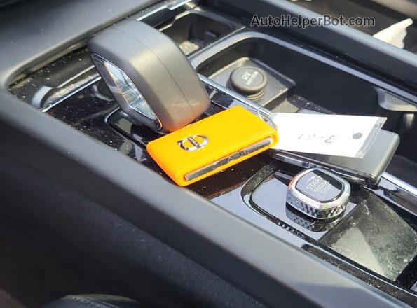 YV4L12RK5R1929633 2024 VOLVO XC60  