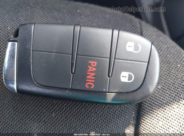 ZACNJDB13PPP39235 2023 JEEP RENEGADE Black 