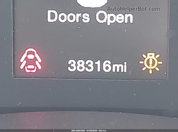 ZACNJDB13PPP39235 2023 JEEP RENEGADE Black 
