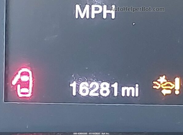 ZACNJDB18PPP56175 2023 JEEP RENEGADE White 