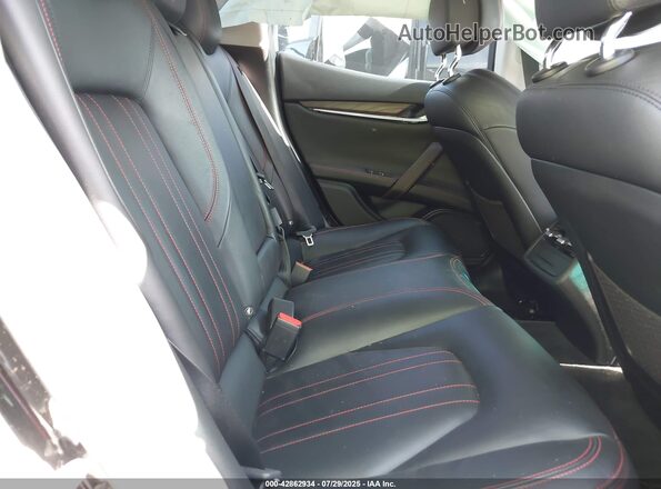 ZAM57RTA4G1183266 2016 MASERATI GHIBLI Black VIN sticker view