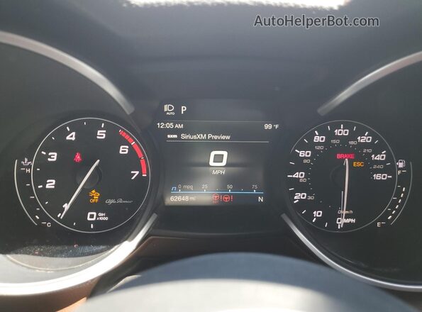 ZASPAKAN0L7C75985 2020 ALFA ROMEO STELVIO White Widok tylnych siedzeń