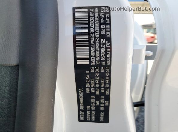 ZASPAKAN0L7C75985 2020 ALFA ROMEO STELVIO White Widok wnętrza 360 stopni