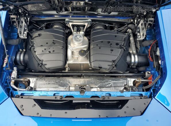 ZHWUT4ZF6RLA28592 2024 LAMBORGHINI HURACAN Синий Вид задней части салона