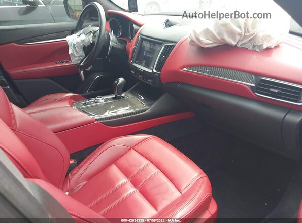 ZN661XUS0JX269764 2018 MASERATI LEVANTE Black წინა სალონის ხედი