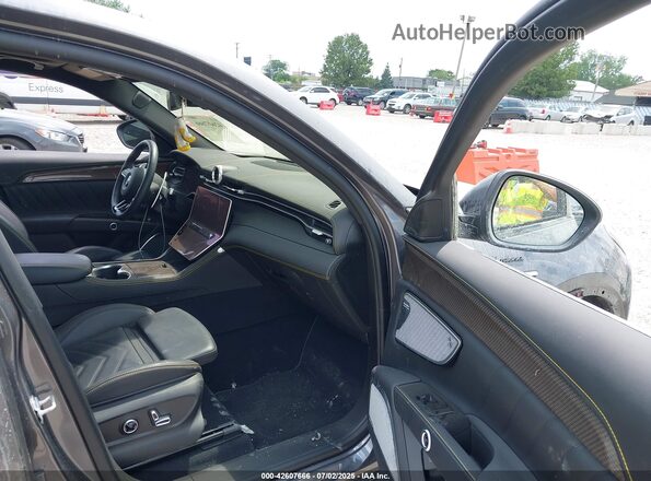 ZN682AVM0P7422381 2023 MASERATI GRECALE Gray Vista interior delantera