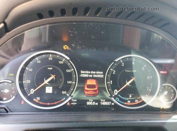5UXKU2C5XJ0X48819 2018 BMW X6 White Հետևի նստատեղերի տեսք
