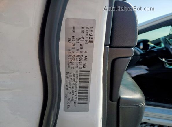 1C4RJEAG6KC543660 2019 JEEP GRAND CHER White 360 interior view