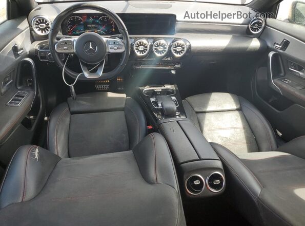 W1K3G4EB0LJ235397 2020 MERCEDES-BENZ A-CLASS Black Vista del cuadro de instrumentos