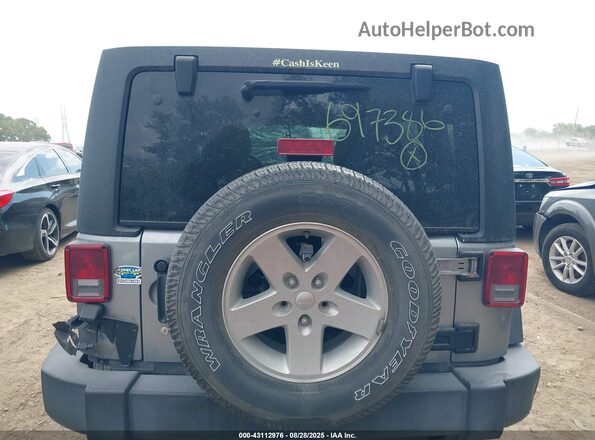 1C4BJWDG9HL697386 2017 JEEP WRANGLER UNLIMITED Gray 
