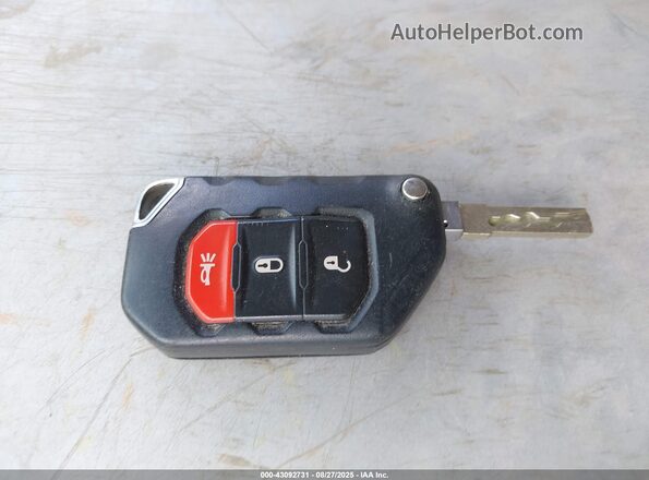 1C4HJXDN2LW114288 2020 JEEP WRANGLER UNLIMITED Серый Вид панели приборов