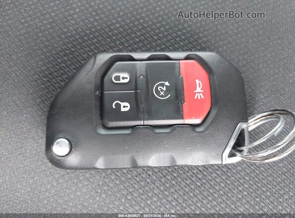 1C4HJXDN4PW633736 2023 JEEP WRANGLER Light Blue Widok deski rozdzielczej