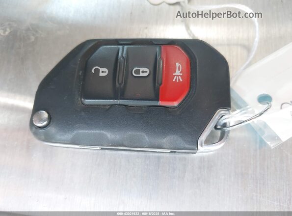 1C4HJXDN8LW235231 2020 JEEP WRANGLER UNLIMITED Silver Vista del salpicadero