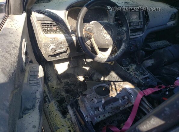 1C4PJLCB5JD519419 2018 JEEP CHEROKEE Silver 