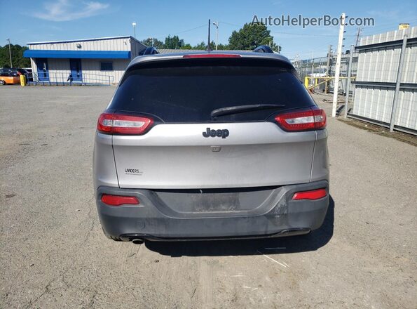 1C4PJLCB5JD519419 2018 JEEP CHEROKEE Silver 