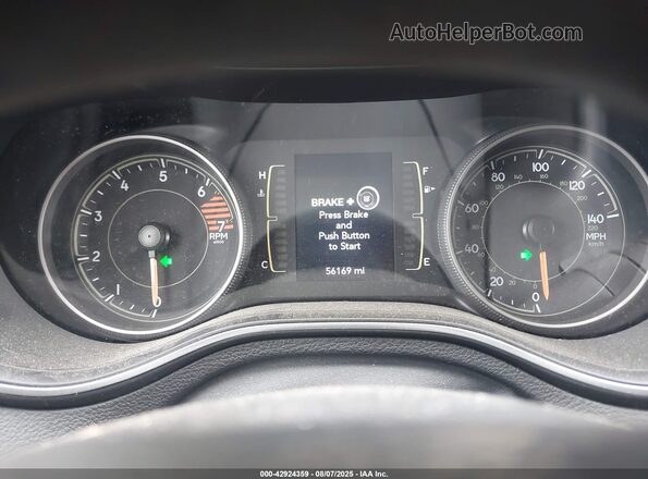 1C4PJLLB1MD208493 2021 JEEP CHEROKEE Red უკანა სავარძლების ხედი