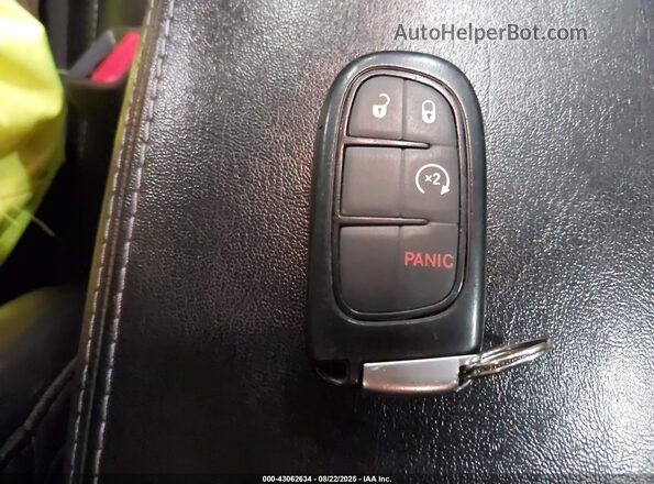 1C4PJLLB3LD605833 2020 JEEP CHEROKEE Silver Առջևի վահանակի տեսք