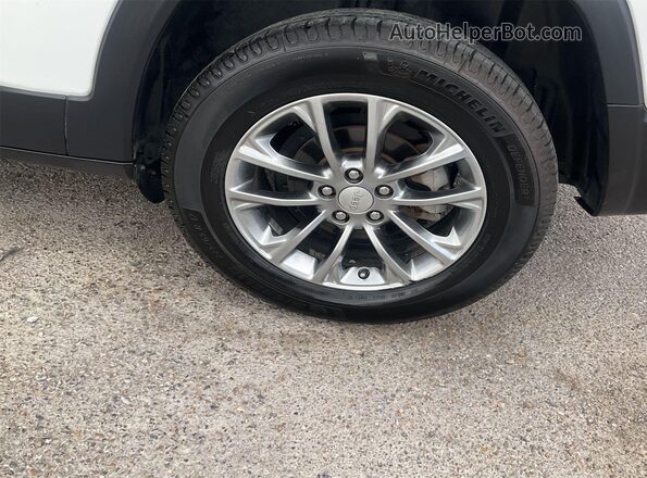 1C4PJLLB3MD226896 2021 JEEP CHEROKEE  Вид задней части салона