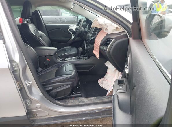 1C4PJLLB9LD654079 2020 JEEP CHEROKEE Silver Вид салону спереду