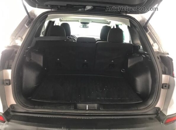 1C4PJMCB7MD188191 2021 JEEP CHEROKEE  უკანა სალონის ხედი