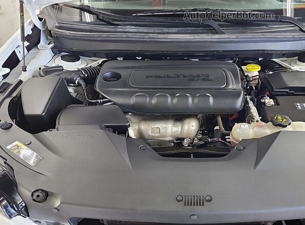 1C4PJMLB0MD120718 2021 JEEP CHEROKEE  Front view