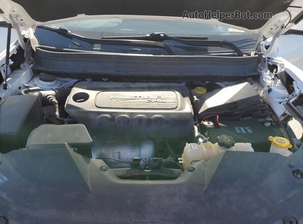 1C4PJMLB1MD228135 2021 JEEP CHEROKEE White ძრავის განყოფილების ხედი