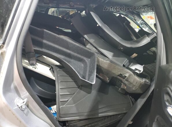 1C4PJMMX5MD214443 2021 JEEP CHEROKEE Silver უკანა სალონის ხედი