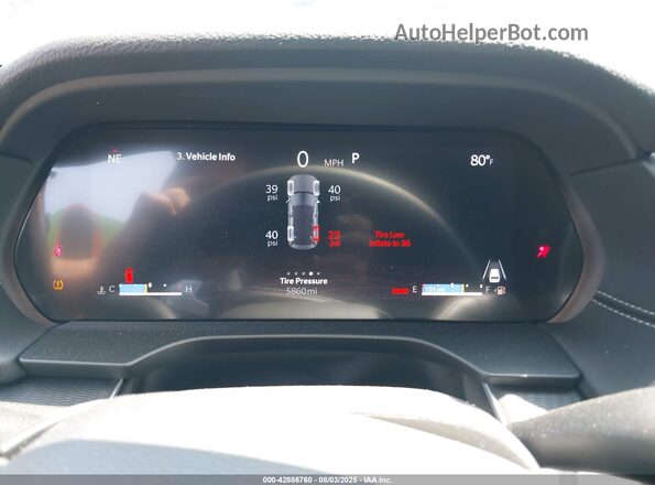 1C4RJHAG6SC268471 2025 JEEP GRAND CHEROKEE Gray Widok tylnych siedzeń