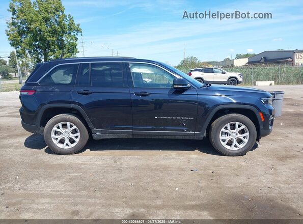 1C4RJHBG7P8847008 2023 JEEP GRAND CHEROKEE Black Rear interior view
