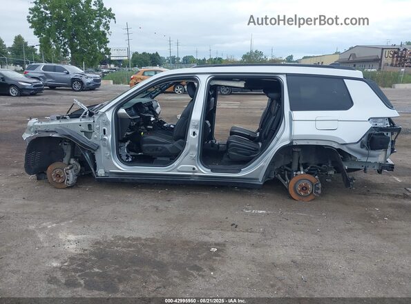 1C4RJKAG8P8797170 2023 JEEP GRAND CHEROKEE Silver 360 interior view