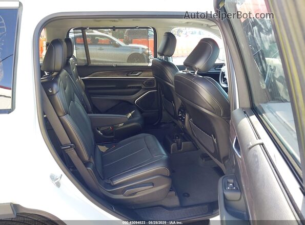 1C4RJKBG4P8813797 2023 JEEP GRAND CHEROKEE L White 