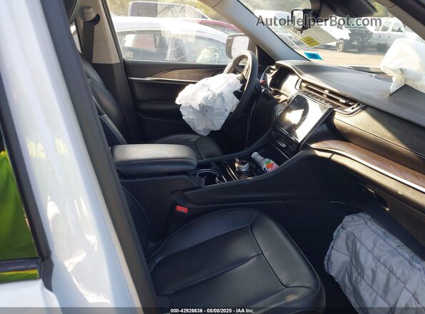 1C4RJKBG7P8870026 2023 JEEP GRAND CHEROKEE White Widok wnętrza z przodu