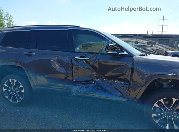 1C4RJKDG5P8832484 2023 JEEP GRAND CHEROKEE Серый Вид задней части салона