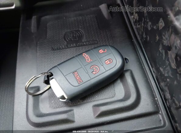 1C4SDJCT7NC193875 2022 DODGE DURANGO Черный Вид панели приборов