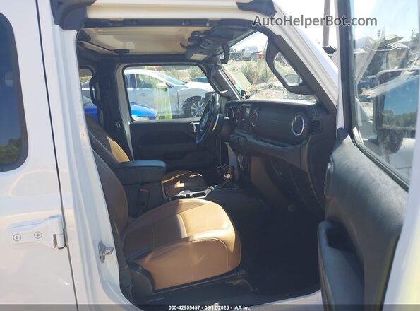 1C6HJTFG9LL210242 2020 JEEP GLADIATOR White წინა სალონის ხედი