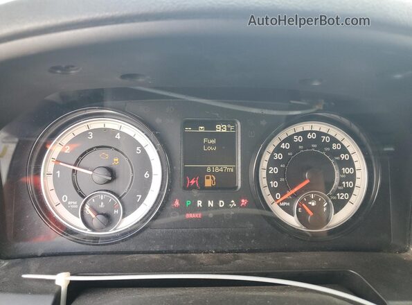 1C6RR6TT8MS520714 2021 RAM 1500 White ხელსაწყოთა პანელის ხედი