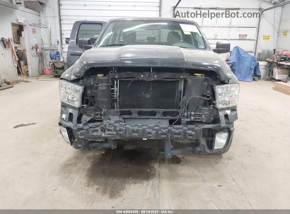 1C6RR7FG1JS282625 2018 RAM 1500 Gray 