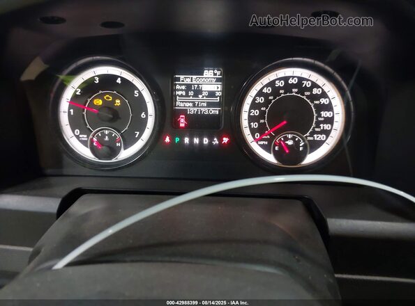 1C6RR7FG1JS282625 2018 RAM 1500 Gray 