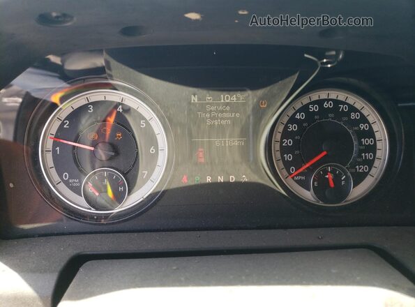 1C6RR7FG2JS264179 2018 RAM 1500 Серебряный 