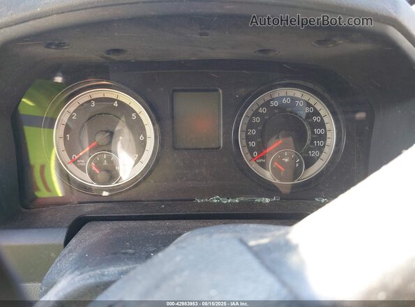 1C6RR7GGXLS141831 2020 RAM 1500 CLASSIC Maroon Հետևի նստատեղերի տեսք
