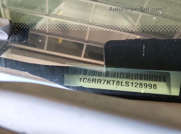 1C6RR7KT8LS128998 2020 RAM 1500 CLASSIC  Widok naklejki z numerem VIN