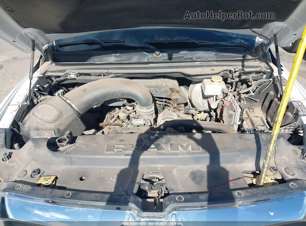 1C6RREFT3LN372491 2020 RAM 1500 White Rear view
